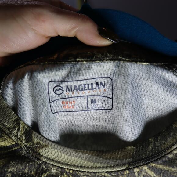 Magellan Outdoors Hunt Gear Long Sleeve Camo Shirt – Men’s M - Picture 3 of 3